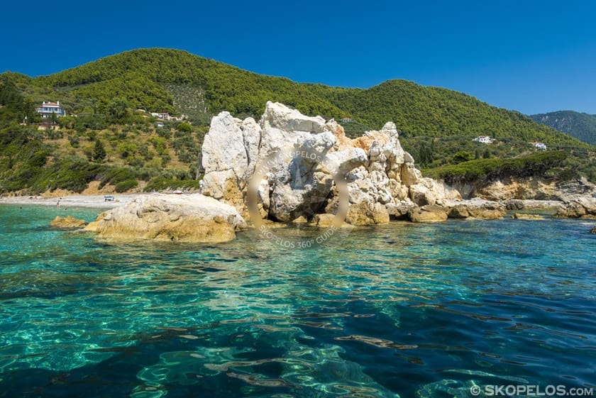Skopelos-Armenopetra-Beach-Seaview-01 Skopelos Mediterranean Island, Secret Greek Island, Best Getaway, Explore Mediterranean Experiences, German Favorite Islands, Greece