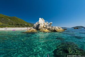 Αρμενόπετρα Παραλία Σκόπελος, Παραλίες Αρμενόπετρα, Παραλία Αρμενόπετρα, Σποράδες, Αιγαίο Ελλάδα, Mamma Mia Island
