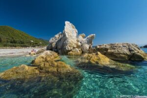Αρμενόπετρα Παραλία Σκόπελος, Παραλίες Αρμενόπετρα, Παραλία Αρμενόπετρα, Σποράδες, Αιγαίο Ελλάδα, Mamma Mia Island
