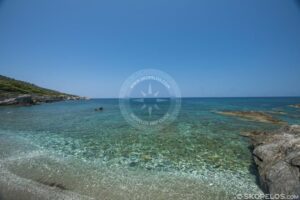 Skopelos Beach Bar Perivoliou, &Mu;&pi;&alpha;&rho; &Pi;&alpha;&rho;&alpha;&lambda;ί&alpha;&sigmaf; &Pi;&epsilon;&rho;&iota;&beta;&omicron;&lambda;&iota;&omicron;ύ