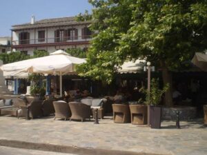 Karavia Cafe