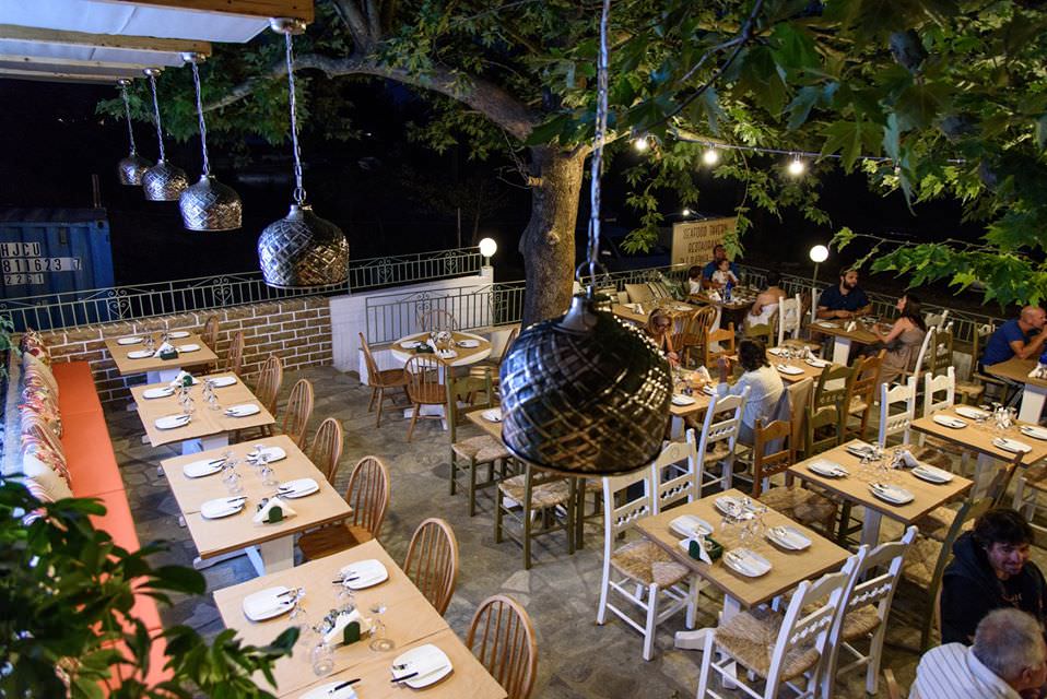 5 Platania Hovolo Restaurant