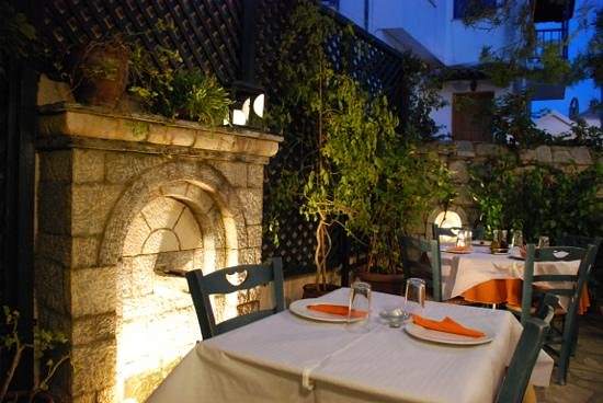 Alexander&rsquo;s Garden Restaurant