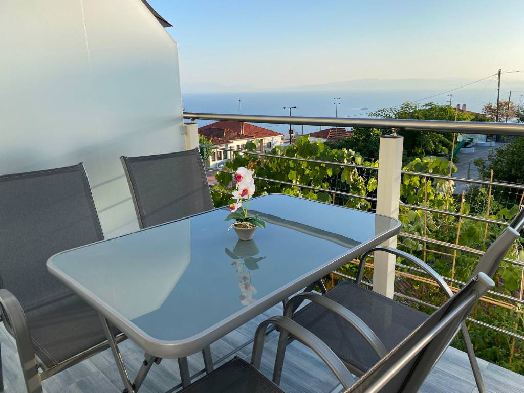 Alexandros Luxury Apartment