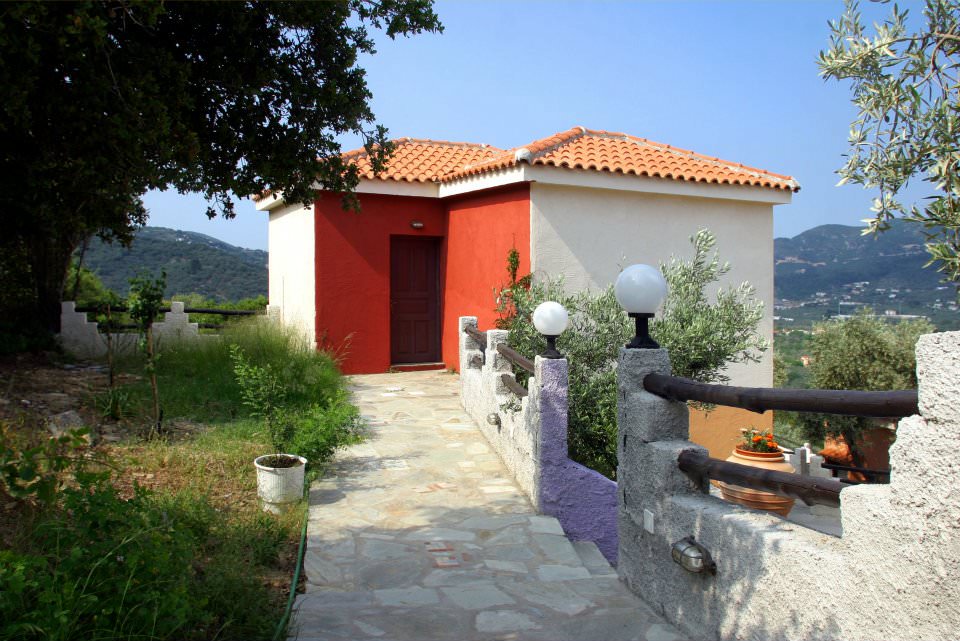 Altana Apartments