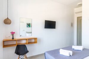 Skopelos Uncle John Guesthouse Studios Apartments