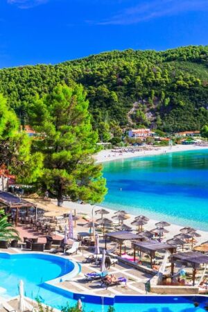 &Sigma;&kappa;ό&pi;&epsilon;&lambda;&omicron;&sigmaf; Ionisi On The Beach, Ionisi &Xi;&epsilon;&nu;&omicron;&delta;&omicron;&chi;&epsilon;ί&omicron;, &Xi;&epsilon;&nu;&omicron;&delta;&omicron;&chi;&epsilon;ί&alpha;, &Pi;ά&nu;&omicron;&rho;&mu;&omicron;&sigmaf;, Blue Green Bay, &Beta;ό&rho;&epsilon;&iota;&epsilon;&sigmaf; &Sigma;&pi;&omicron;&rho;ά&delta;&epsilon;&sigmaf;