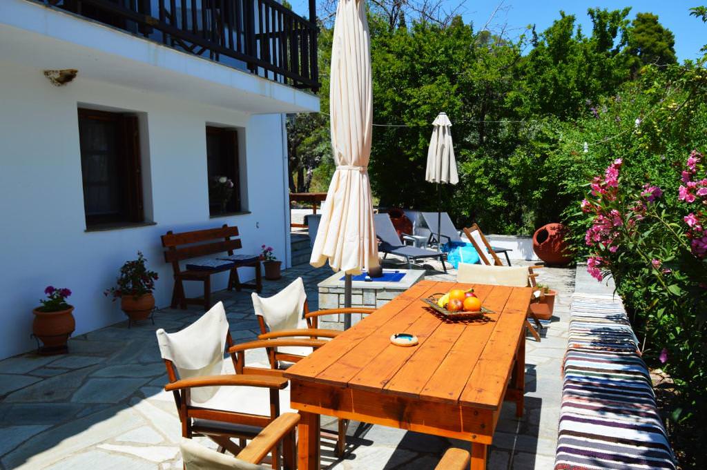 Alikias Country House