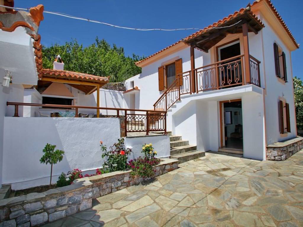 Anania Cottage