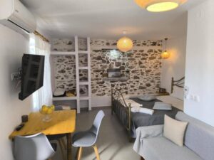 Iliovasilema Sunset Traditional Country House Panormos 26