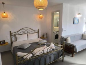 Iliovasilema Sunset Traditional Country House Panormos 9