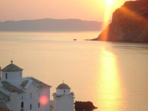 Seminas House (&Tau;&omicron; &sigma;&pi;ί&tau;&iota; &tau;&eta;&sigmaf; &Sigma;&epsilon;&mu;ί&nu;&alpha;&sigmaf;)