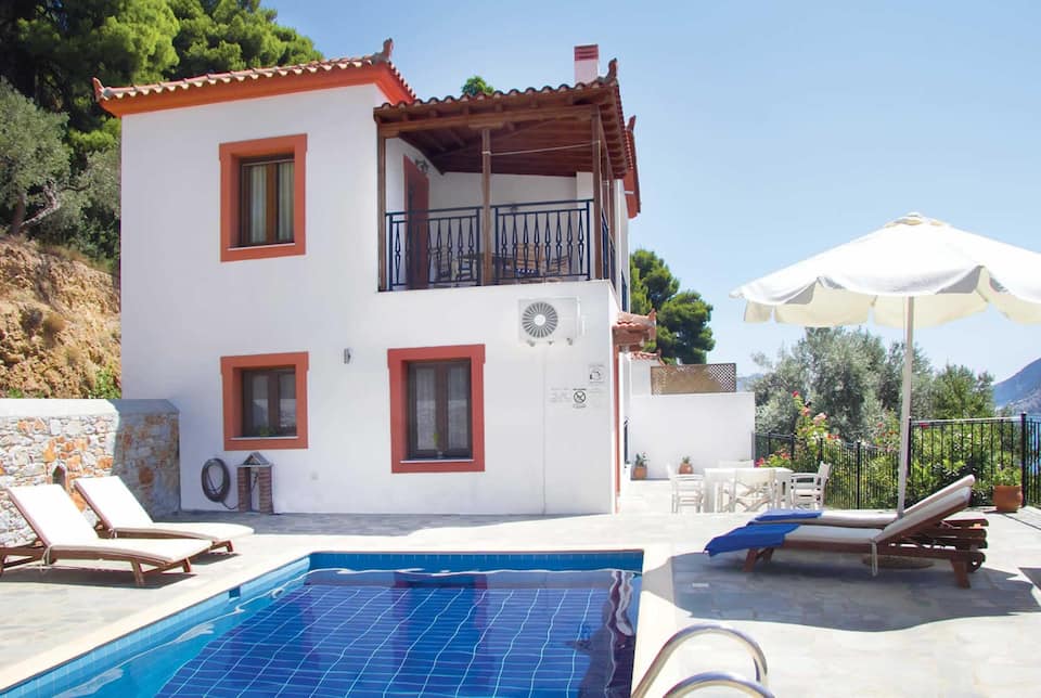 Pool Villa Elena