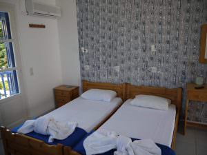 Crystal Rooms