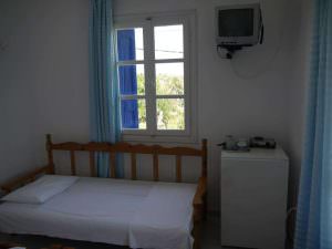 Crystal Rooms