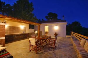 Diakopi Villa